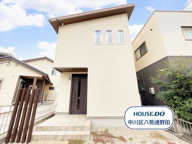 【外観】
【荒中町エリア】中古戸建て、駐車スペース2台確保◎
名古屋市東山線/高畑駅まで徒歩6分
・名古屋市立荒子小学校まで徒歩5分(約380m)
・名古屋市立一柳中学校まで徒歩6分(約470m)