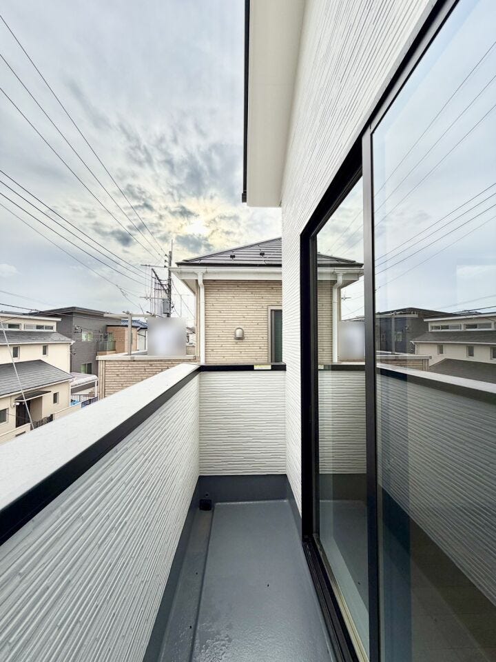 採光と通風のバランスがほどよく、晴れた日には洗濯物が良く乾きます。