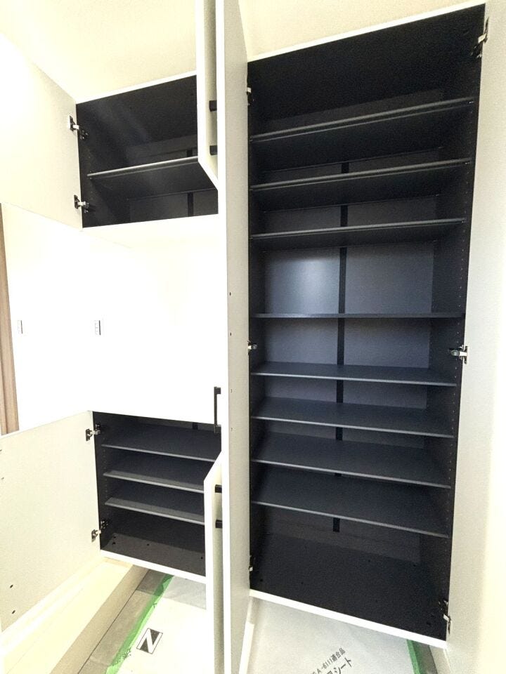 シューズボックス