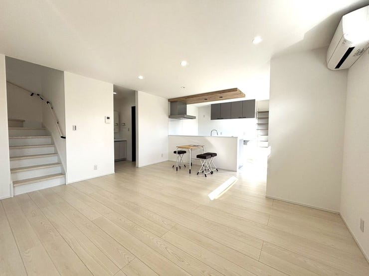 リビングダイニング