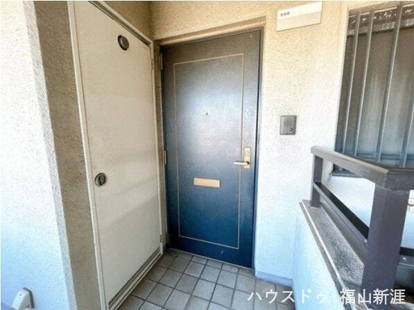 玄関ドアはクリーニング済みです!