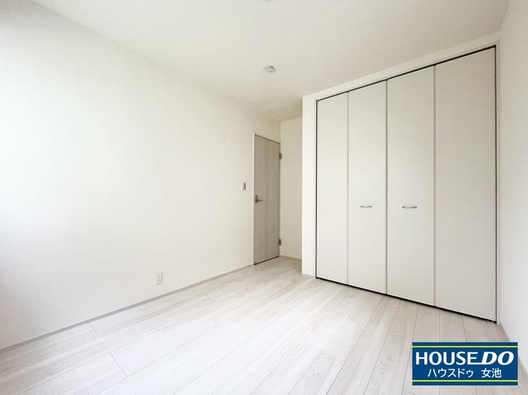 2025年11月撮影
洋室5.3畳(西側)