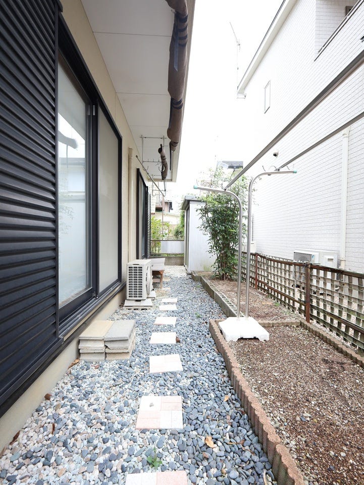 お庭もあり、家庭菜園も可能です♪