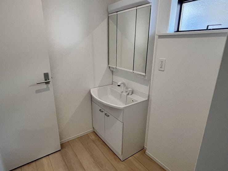 暮らしを快適に変えるシャワー付洗面台