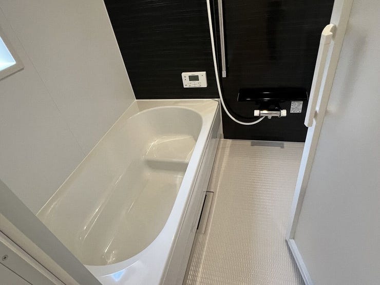 空気もこもらずいつもクリーンな浴室乾燥機付◆1坪以上広さを設けた浴室でゆったりバスタイム