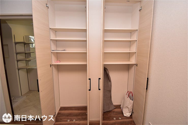 【リビング収納】