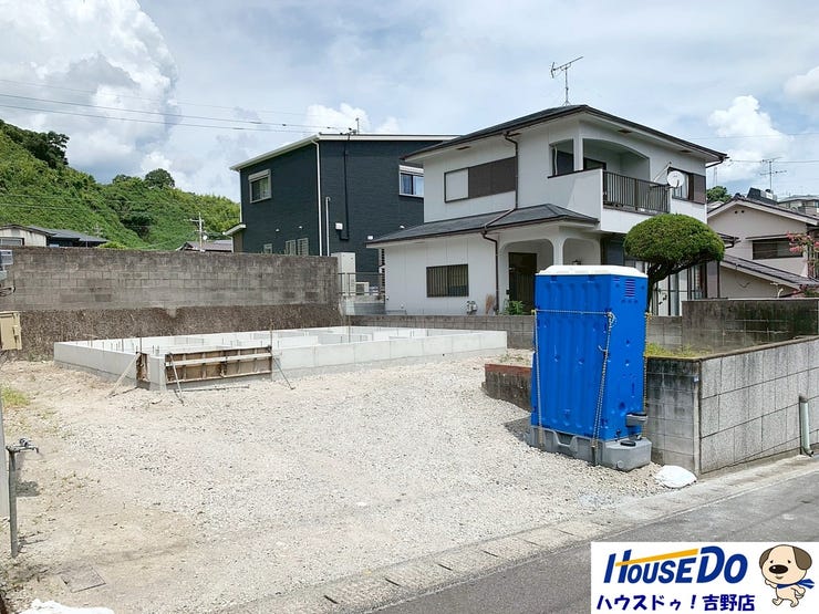 令和8年1月完成予定。
撮影日:令和7年9月2日
【現在建築中のため、近隣の同施工会社完成物件へのご案内も可能です!】