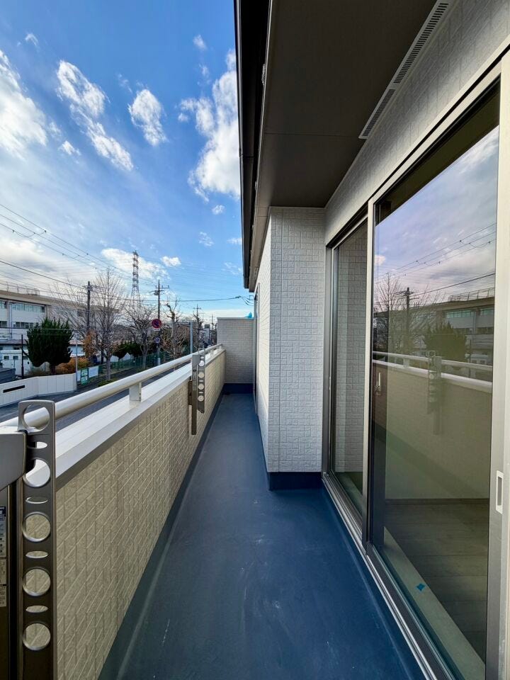 南バルコニーで毎日のお洗濯も快適♪