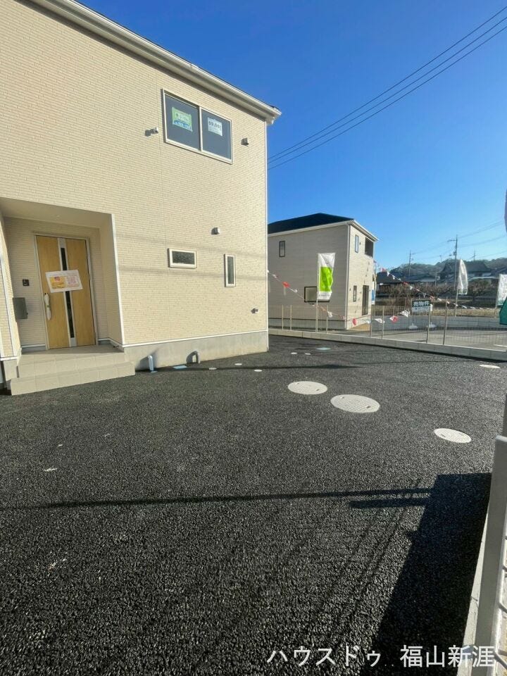 最大3台駐車が可能!
並列駐車が可能です◎