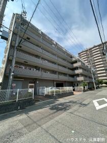 神戸市兵庫区塚本通８丁目