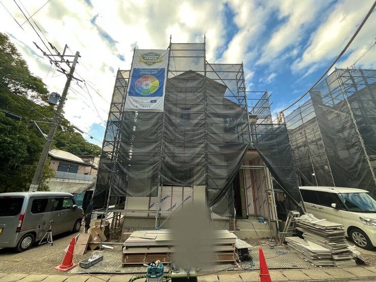 F号棟
現況写真です。
2025.10.31撮影