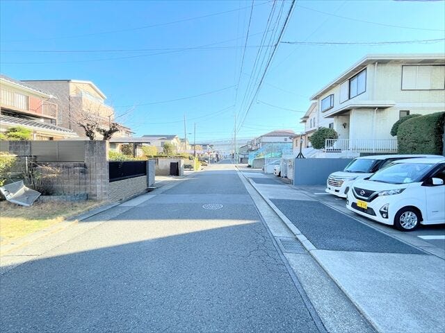 近隣の雰囲気は実際に見て、感じていただくのが一番です!
ぜひ現地を見に来てください♪お問い合わせお待ちしております。