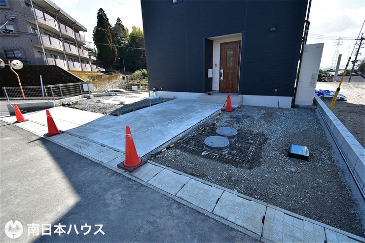 【駐車場】令和8年2月15日 撮影
駐車3台分!現在駐車場工事中です!