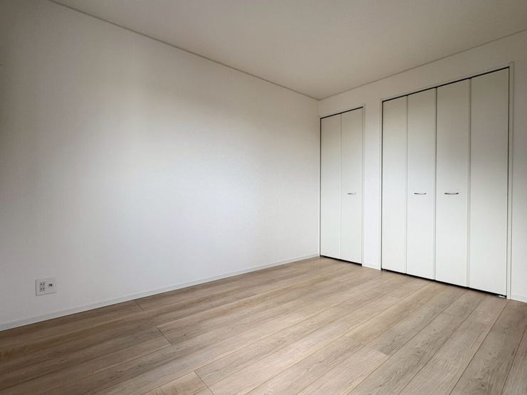 クローゼット完備!衣類やおもちゃもたっぷり収納できます!