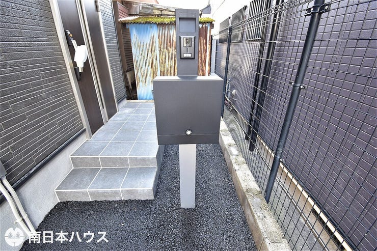 【モニター付きインターホン、ポスト】