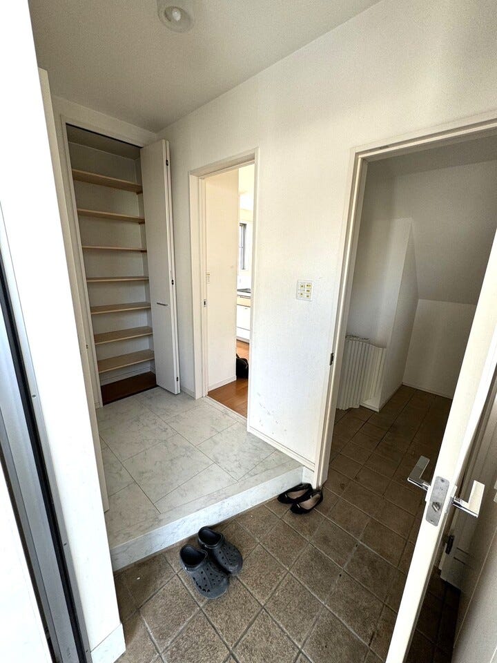 ◇ストレージ付きでごちゃつきがちな玄関もすっきり♪