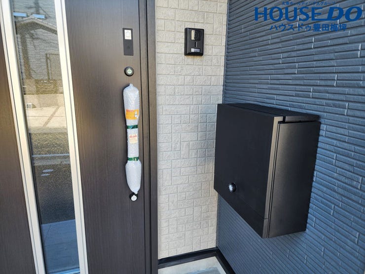 ポスト・モニター付インターホン・玄関カードキー