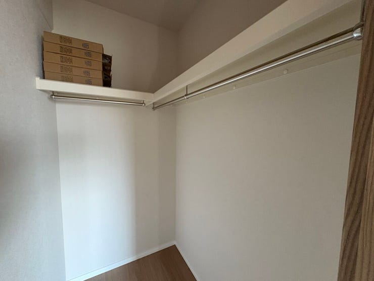 6.5帖洋室のウォークインクローゼット