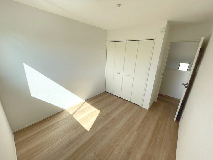 2階中央洋室5.25帖