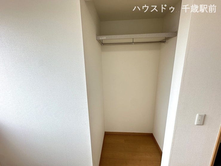 ☆各居室に収納スペース完備!荷物が多いご家庭でもゆとりある住空間を確保♪