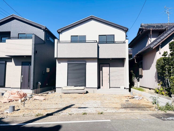 並列2台の駐車場は車を出し入れする際にバックや切り返しが少なくなるため、接触事故のリスクが低減します!