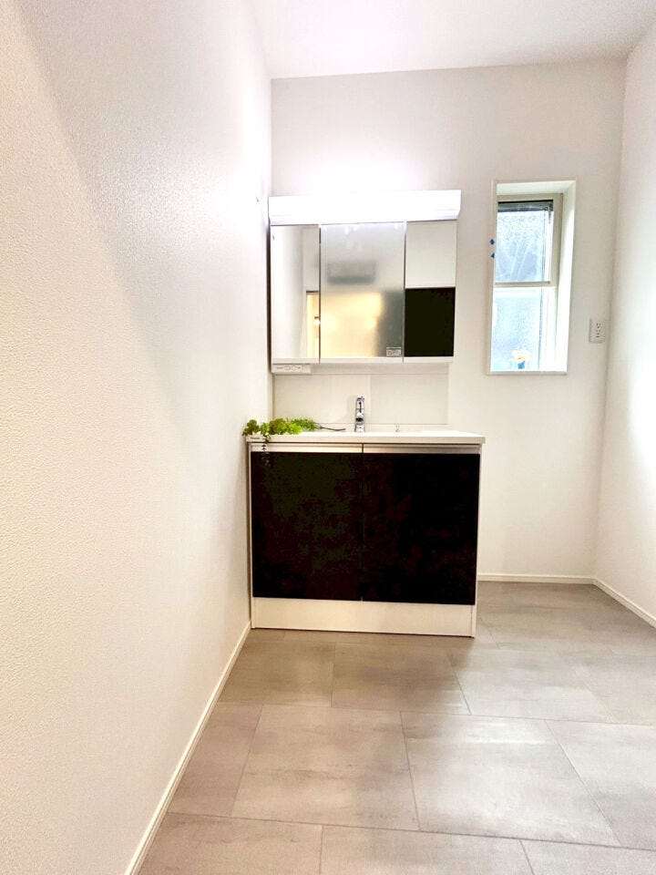 水巻町猪熊新築戸建♪オール電化♪カウンターキッチン♪システムキッチン♪シャッター雨戸♪スマートキー♪