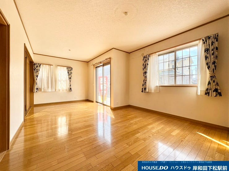 採光◎明るいリビング