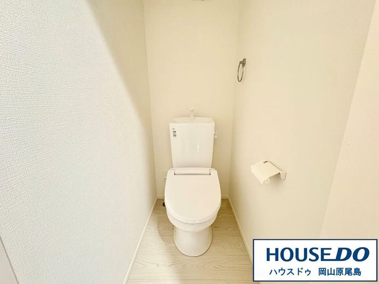 朝の忙しい時間にも活躍してくれそうな、トイレは1階と2階に配置しています♪