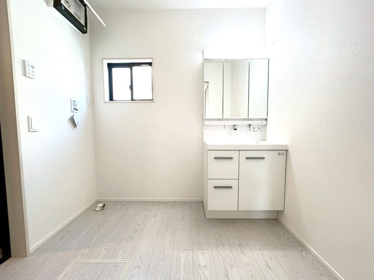 ファミリークローク♪小倉南区中貫新築戸建て◎駐車場3台◎WIC◎廊下収納◎パントリー