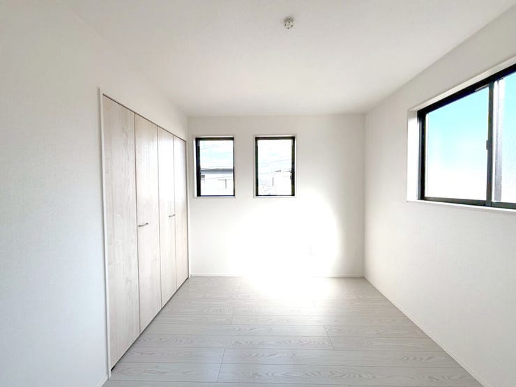 ファミリークローク♪小倉南区中貫新築戸建て◎駐車場3台◎WIC◎廊下収納◎パントリー