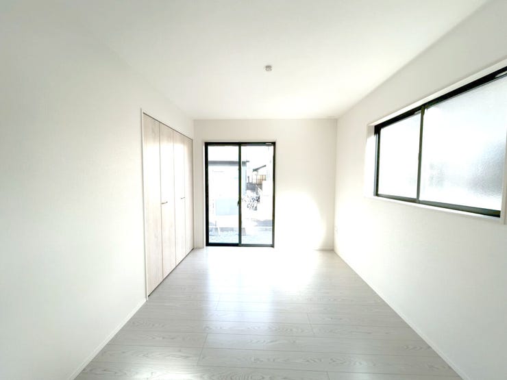 ファミリークローク♪小倉南区中貫新築戸建て◎駐車場3台◎WIC◎廊下収納◎パントリー