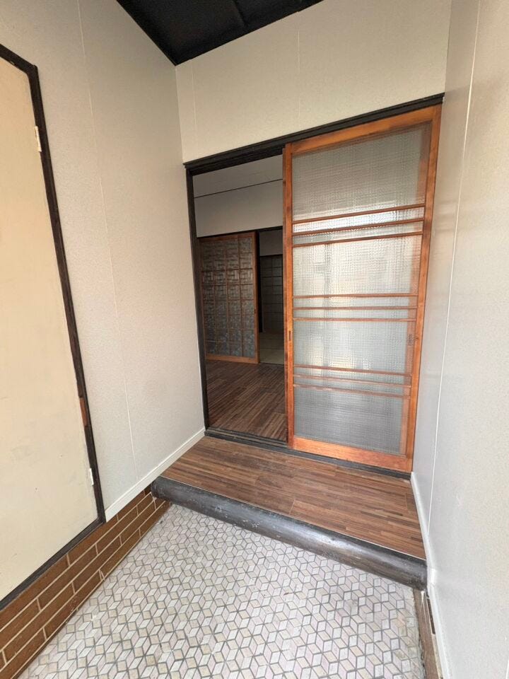 広々とした玄関スペースとなっております!