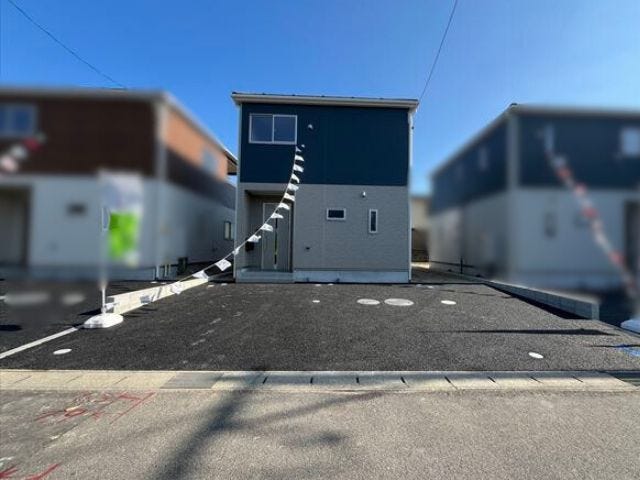 並列で2台停められる駐車場になります。
(2025年11月14日 撮影)