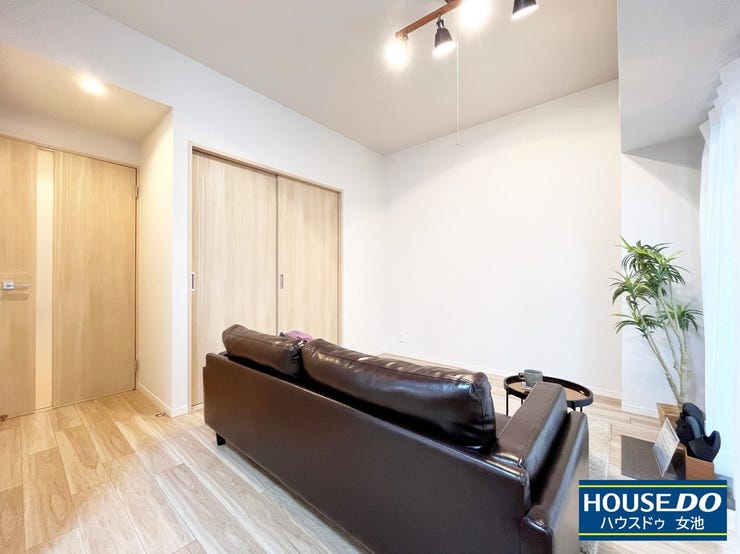 2025年10月撮影
LDK13.6畳