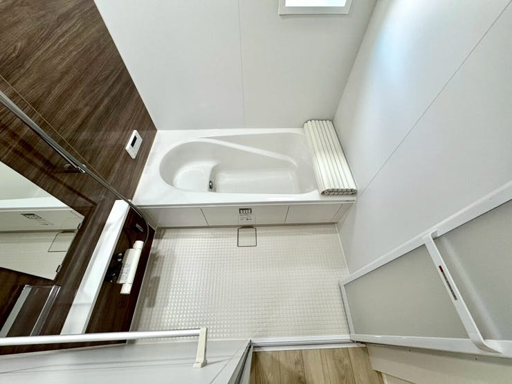 【Bathroom】リラックスできる空間で、一日の疲れを癒し、心身共にリフレッシュできます。