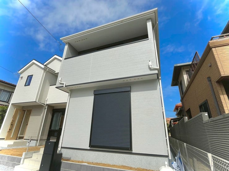 【Exterior】落ち着きのあるシンプルな外観で、長く愛せる住まいに仕上がっています。