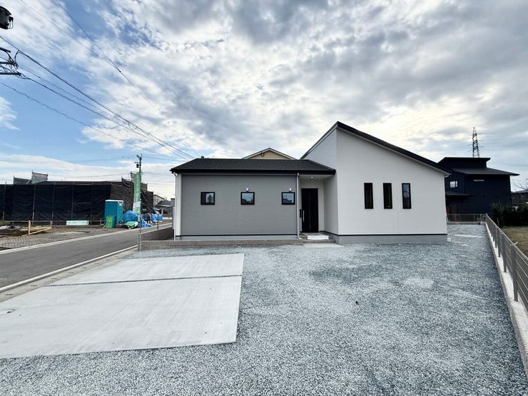 ■□■遊びと安らぎの多目的空間■□■子どもが安全に遊べ、ペットと触れ合い、大人も自然に癒やされる、暮らしを彩るスペースです。