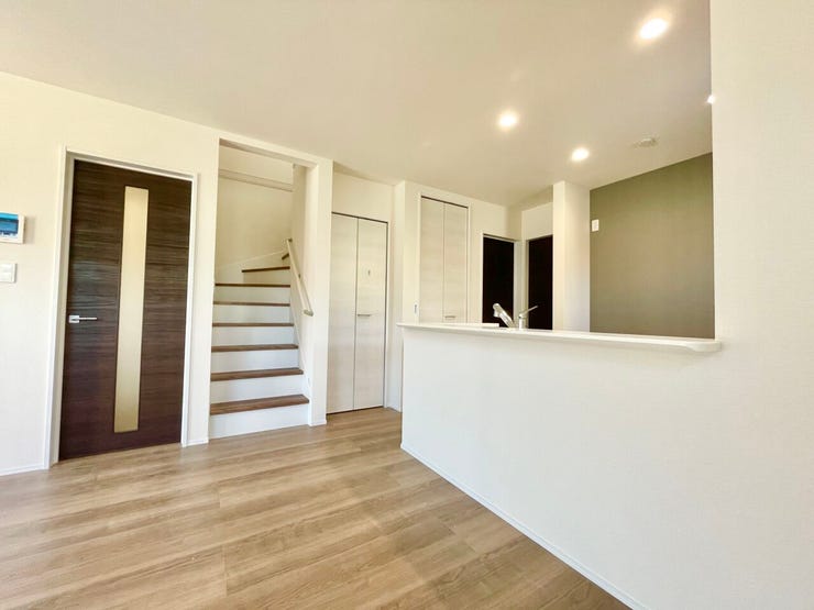 リビング階段で家族の会話が増えますね♪