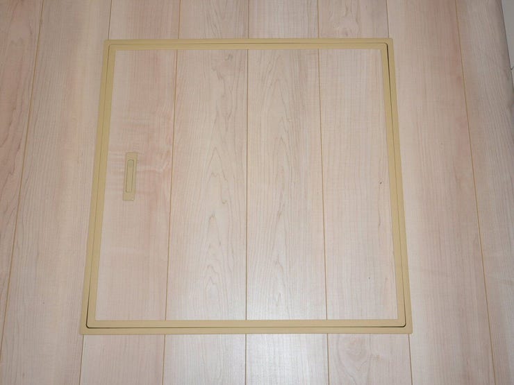 キッチンの床下収納
食品のストック、備蓄品の保管場所としてご利用いただけます。