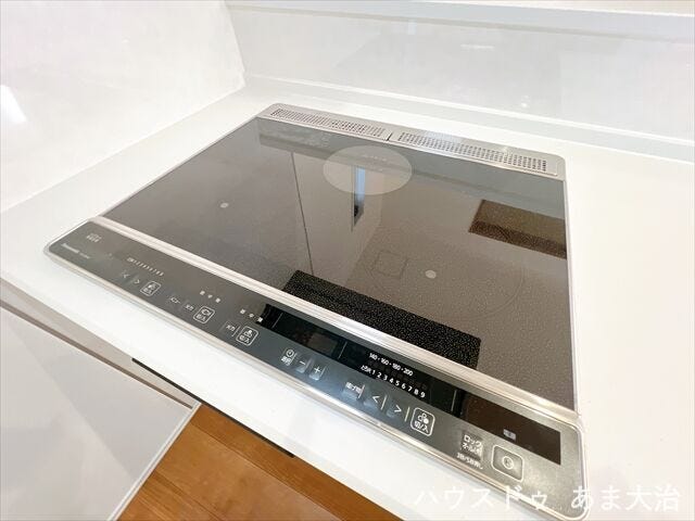 お手入れ簡単IHコンロ。