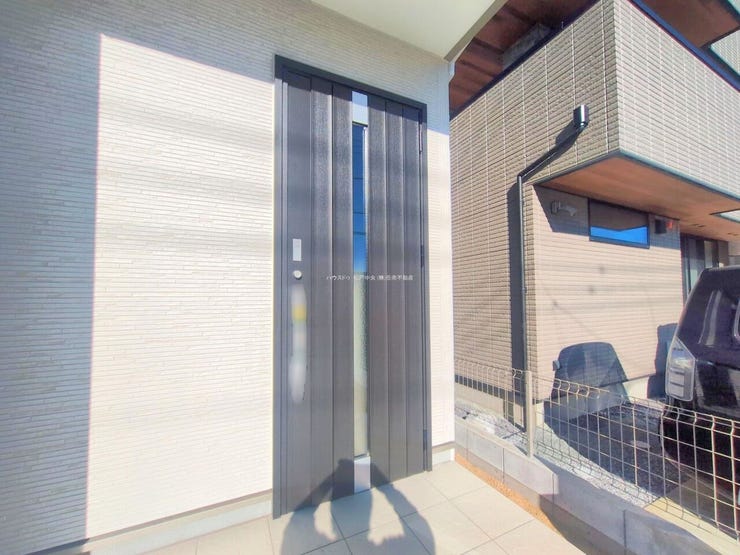 ◎玄関ポーチ:5号棟(12/18撮影)