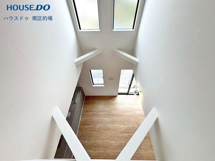 オシャレで開放感のある吹抜け