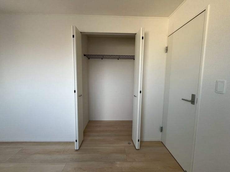 ~6帖の洋室~
プラスに収納BOXを入れても可