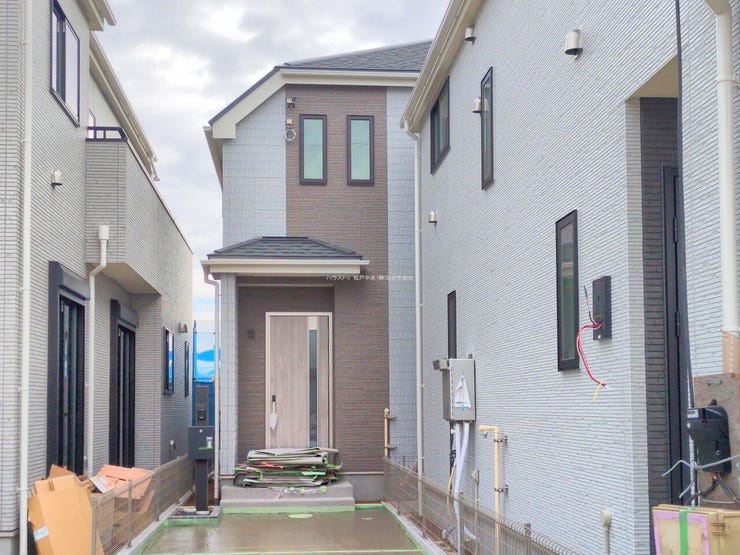 ◎外観:B号棟(11/20撮影)
足場はずれました!まもなく完成!