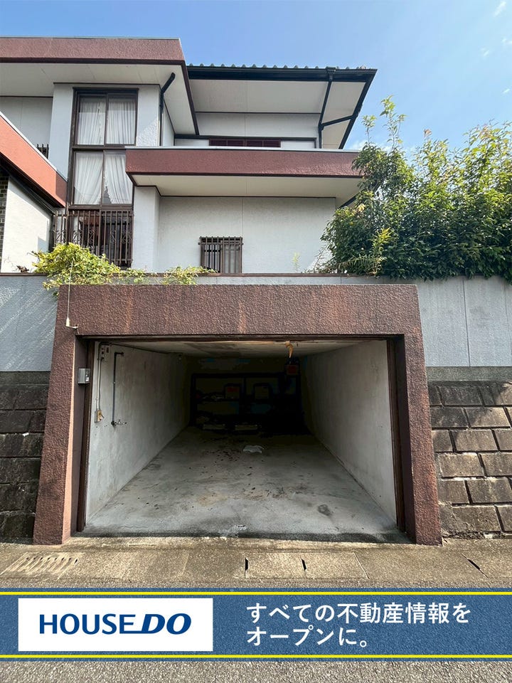 IHクッキングヒーター♪太宰府市梅香苑中古戸建て◎駐車場◎玄関吹抜け◎収納充実◎庭◎日当たり良好