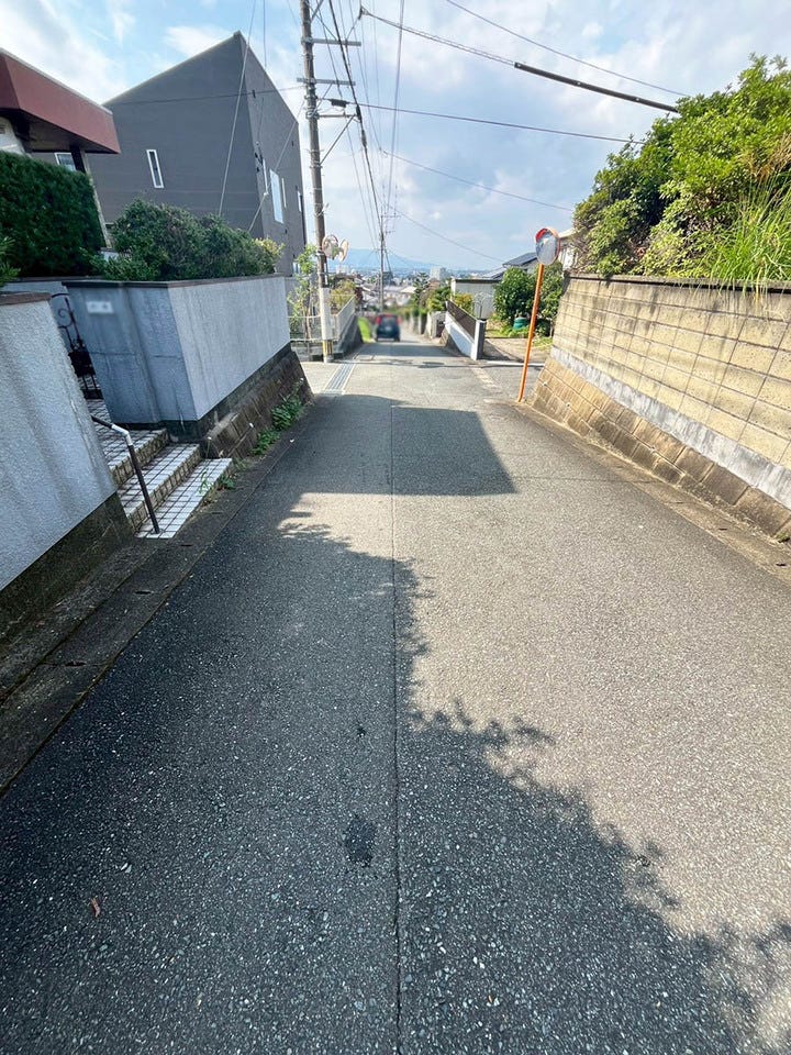 IHクッキングヒーター♪太宰府市梅香苑中古戸建て◎駐車場◎玄関吹抜け◎収納充実◎庭◎日当たり良好