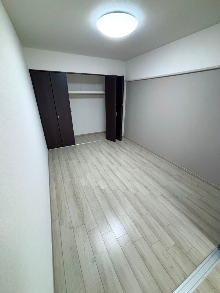 全居室収納付きでお部屋もスッキリです♪