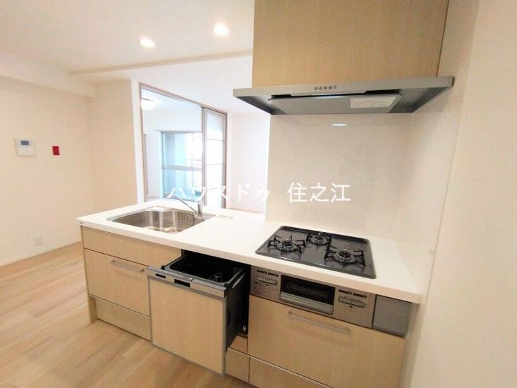 三口コンロなのでお料理の時間が短縮できますよ