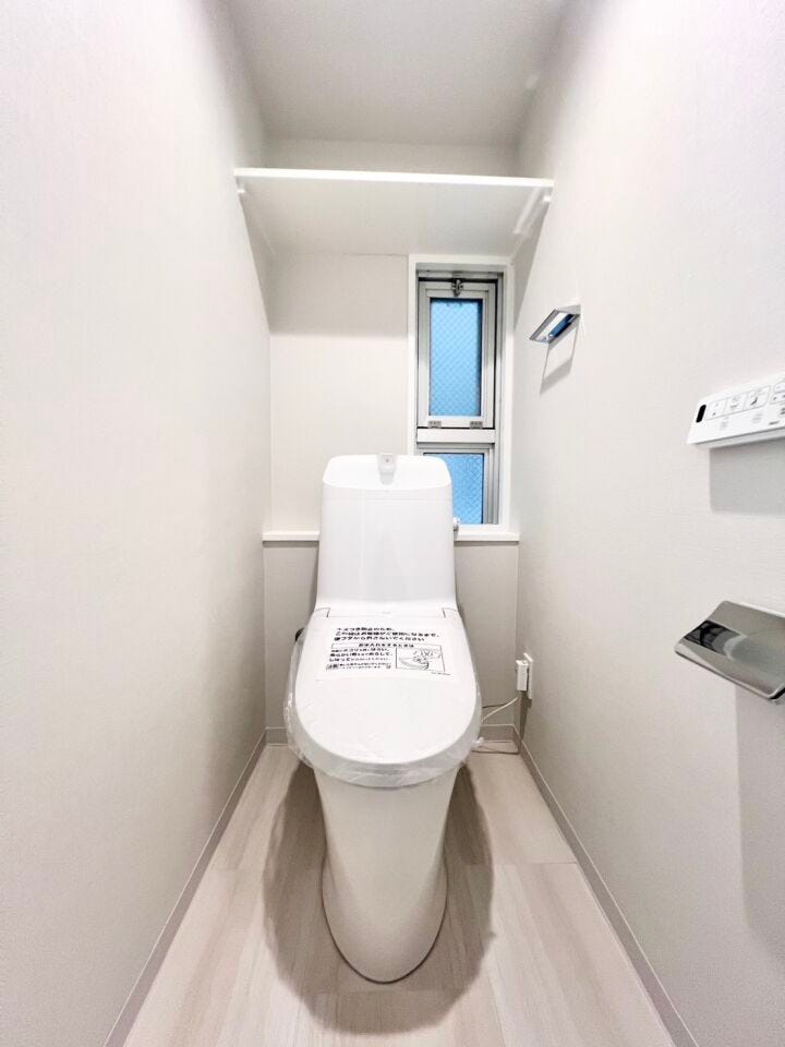 お手入れしやすい温水洗浄便座で、毎日快適♪