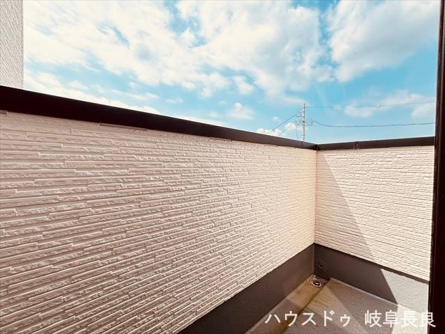 【3階5.7帖洋室】